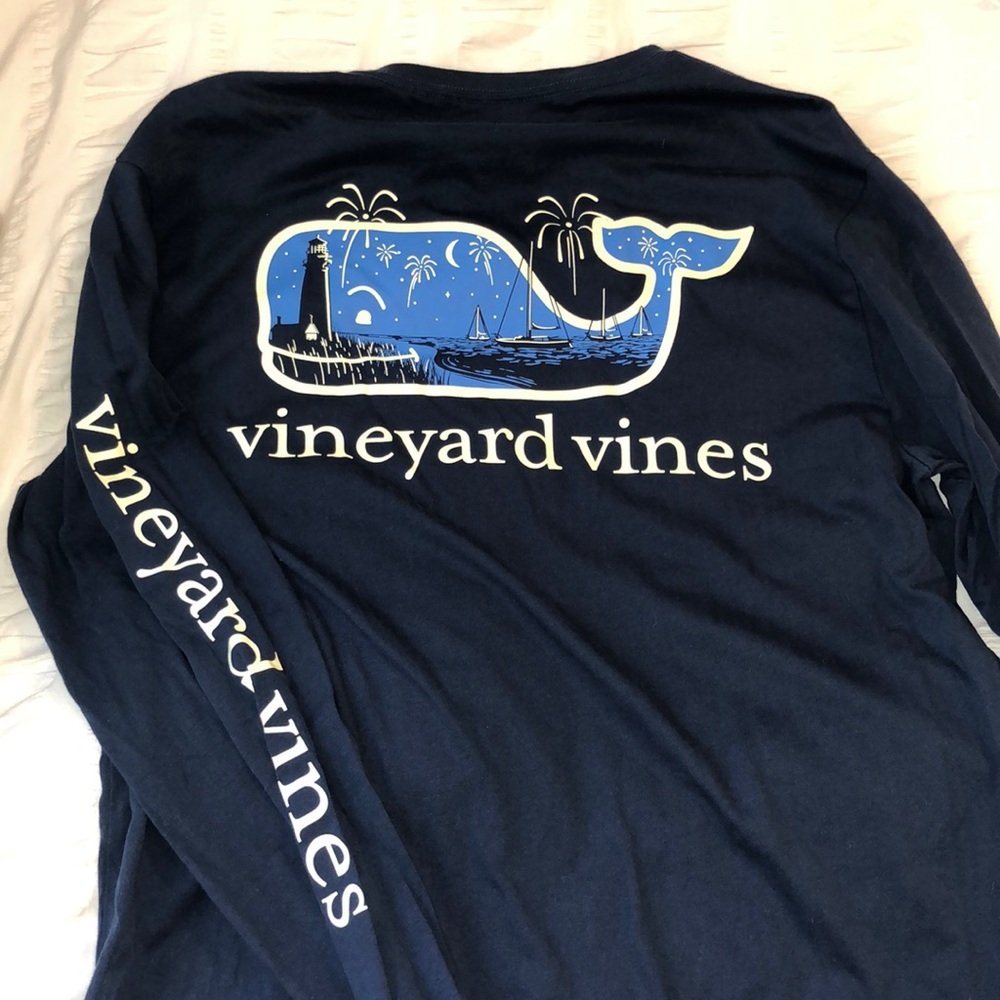 Vineyard vines tshirt